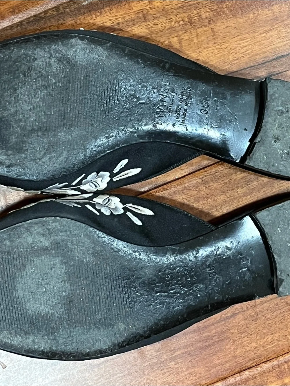 Twin-Set Black Pointed Slip-On Flats with White Floral Embroidery